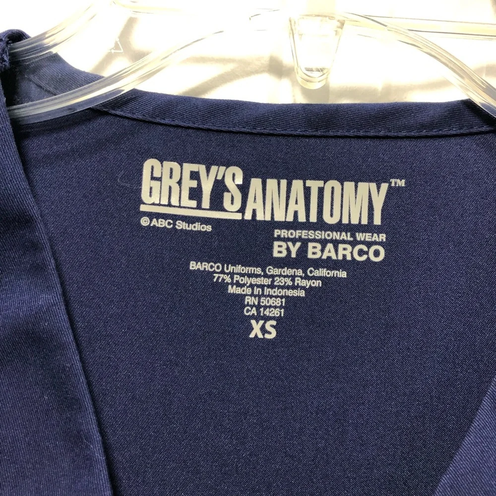 Grey's Anatomy™ by Barco 3-Pocket Modern Fit Mock Wrap Scrub Navy Top XS_11